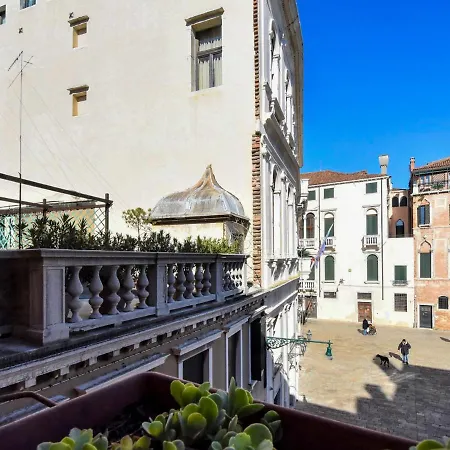 Campo Santa Maria Formosa By Interhome Daire Venedik