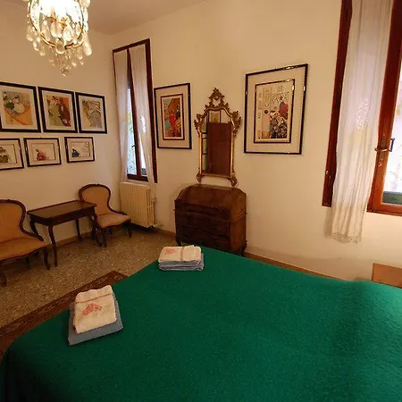 Campo Santa Maria Formosa By Interhome Daire Venedik
