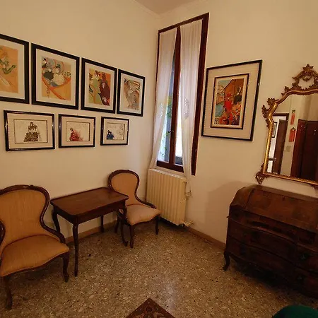 Campo Santa Maria Formosa By Interhome Daire Venedik
