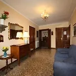 Piano Nobile By Interhome Apartamento Veneza